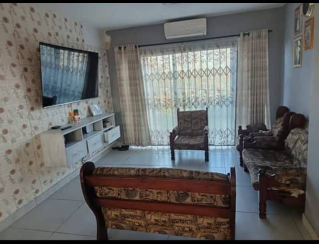 2 BEDROOM DUPLEX SOLD IN GREENWOOD PARK
